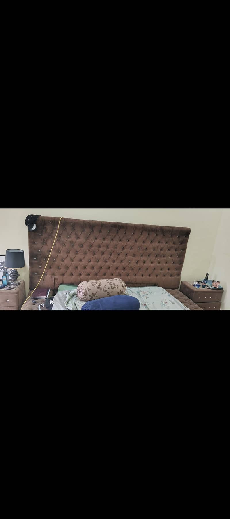 King size bed 2