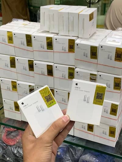 Brand New Original Apple 20W USB-C Fast Charger