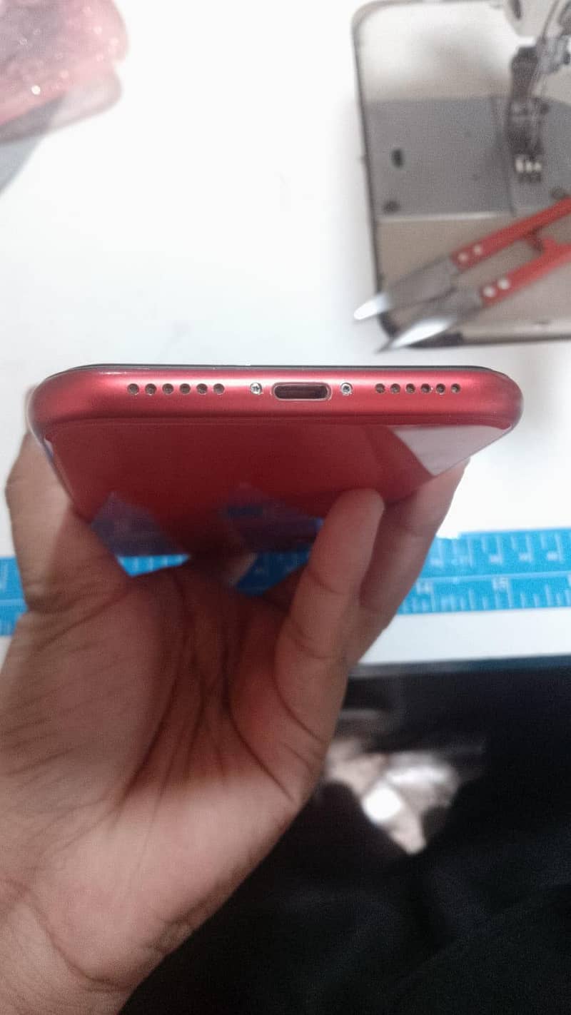 Apple iPhone 11 3