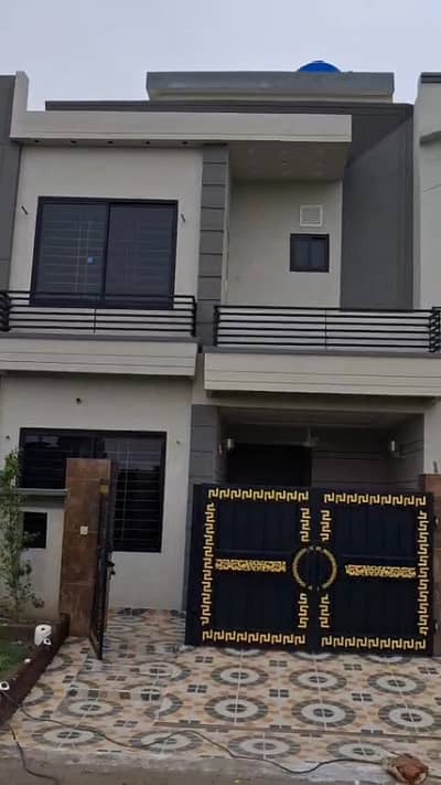 AA-Ext 5 Marla Brand New House For Sale (Facing Park)