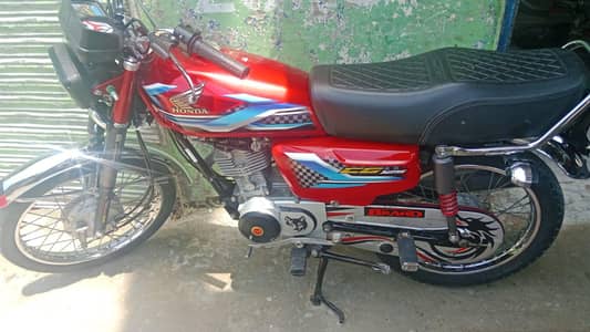 2024 modal 125 red colour