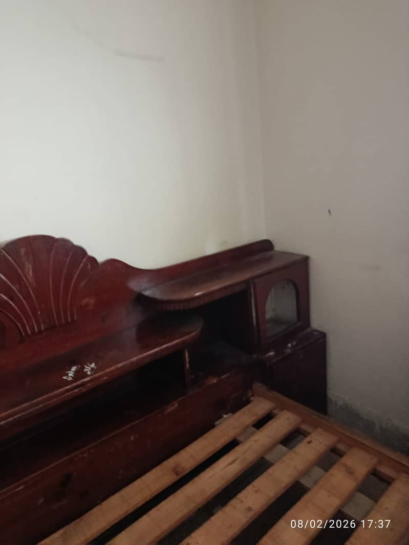 Solid Wood Handmade King Size Bed 3