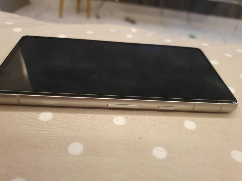 Google Pixel 7a 1