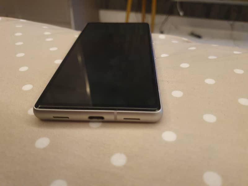 Google Pixel 7a 4