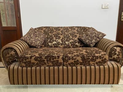 7 Seater Sofa Set for Sale – Excellent Condition 9/10
