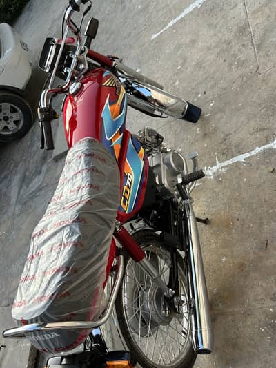 Honda CD 70 2026 Red