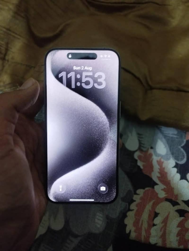 Apple iPhone 15 Pro 0