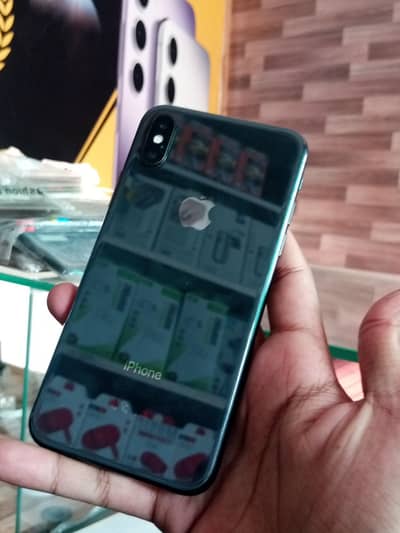 iphone x pta approved 256gb contct me 03028367967