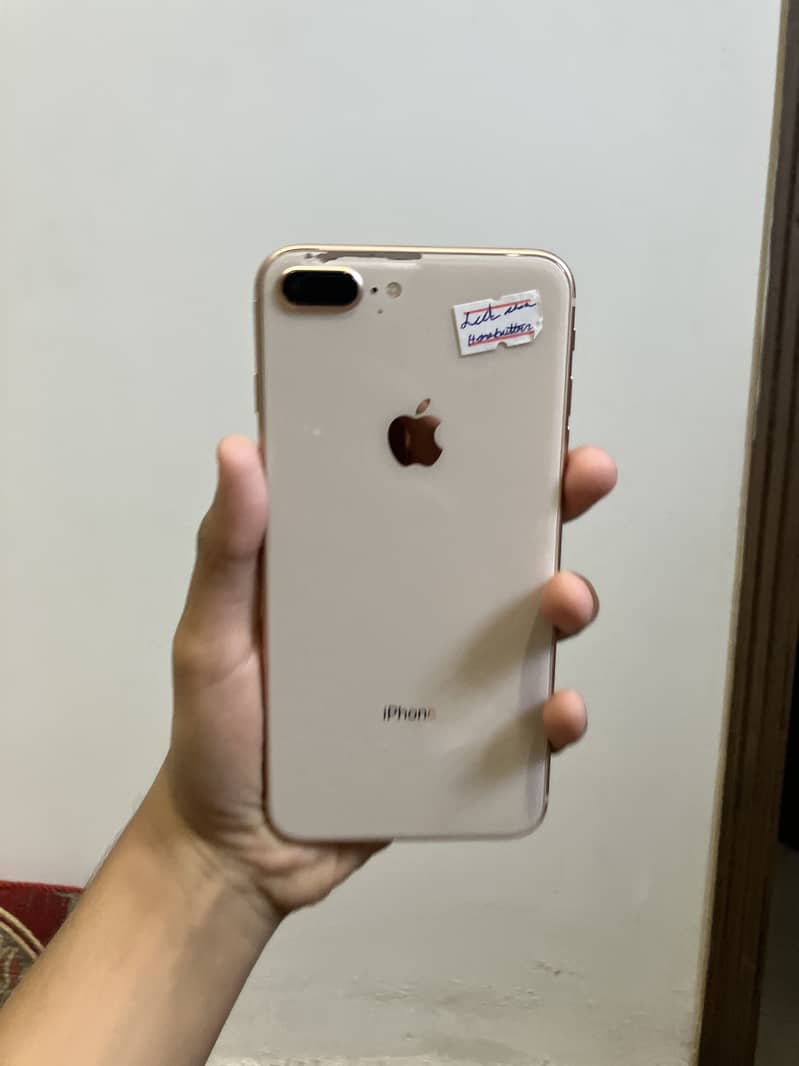 Apple iPhone 8 Plus 10