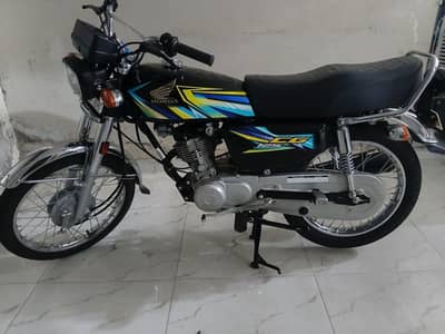 Honda CG 125 Black 2026