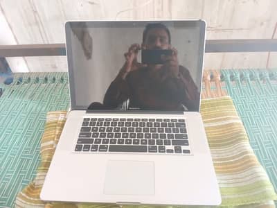 apple macbook pro