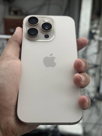 iPhone 16 Pro