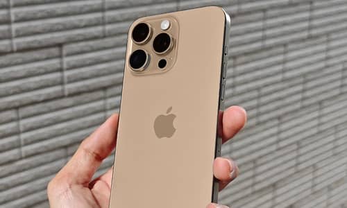 Apple iPhone 16 Pro jv