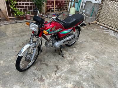 Honda CD 70 2017 model Rawalpindi number bike argent for sale