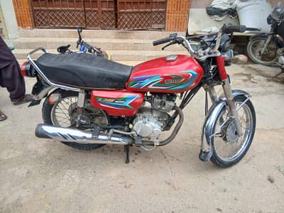 RED UNITED 125 MODEL 2023 SEPTEMBER