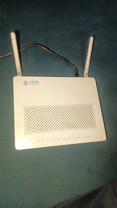 Huawei EchoLife HG8546M wifi router