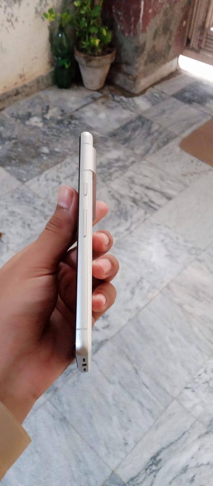 Google Pixel 7 4