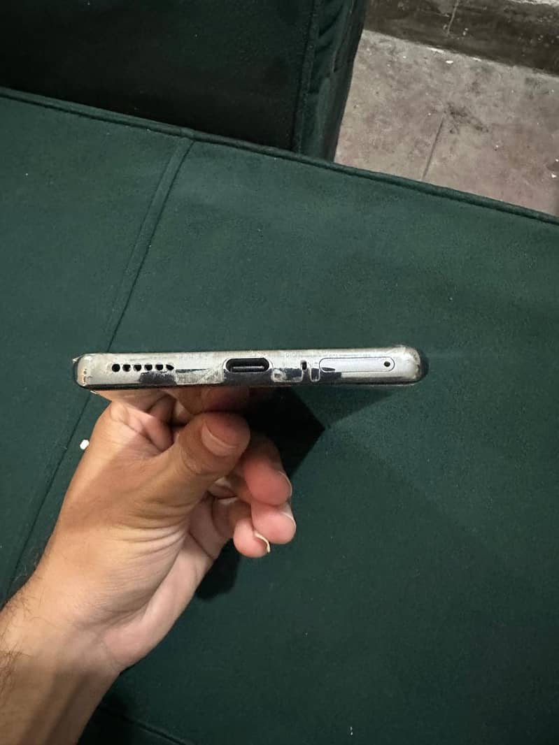 Tecno CAMON 40 Pro 4