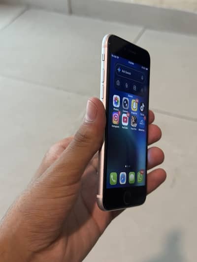 iPhone se 2nd generation ka pannel chya ya iphone 8 ka pannel original