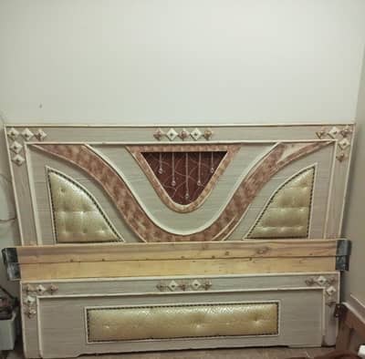 [URGENT] Bed for Sale – Good Condition | Contact No: 03174738087