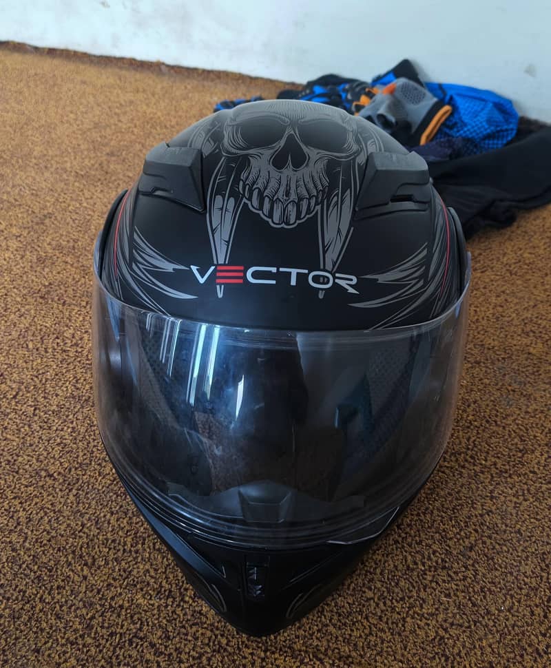 vector Helmet 5