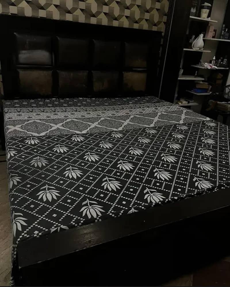 King size bed 1