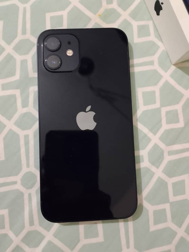 Apple iPhone 12 3