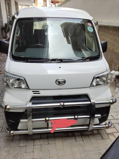 fress look Daihatsu Hijet 2019