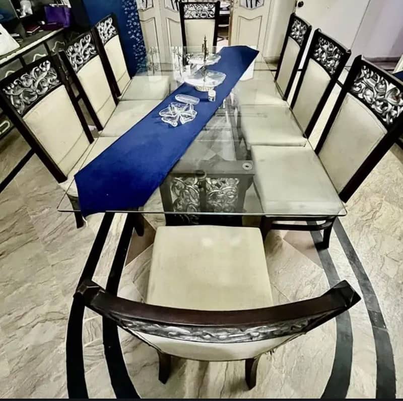 Dining Table 0