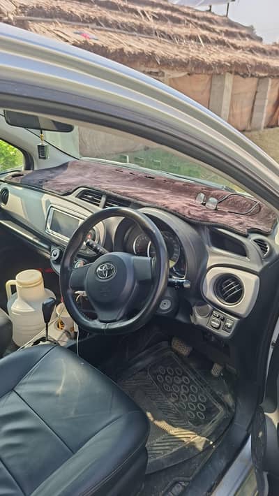 Toyota Vitz 2013