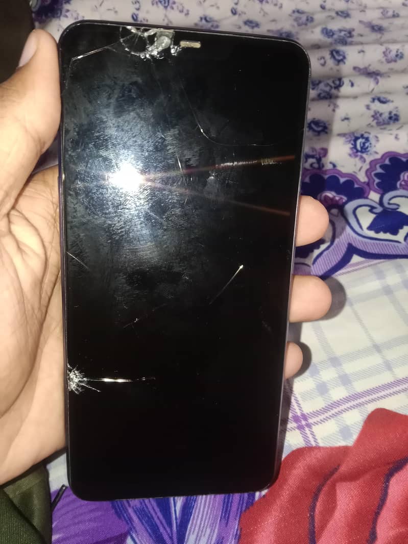 OPPO A3s 6