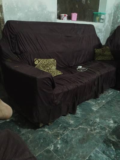 Wooden Furniture in Good Condition For sale