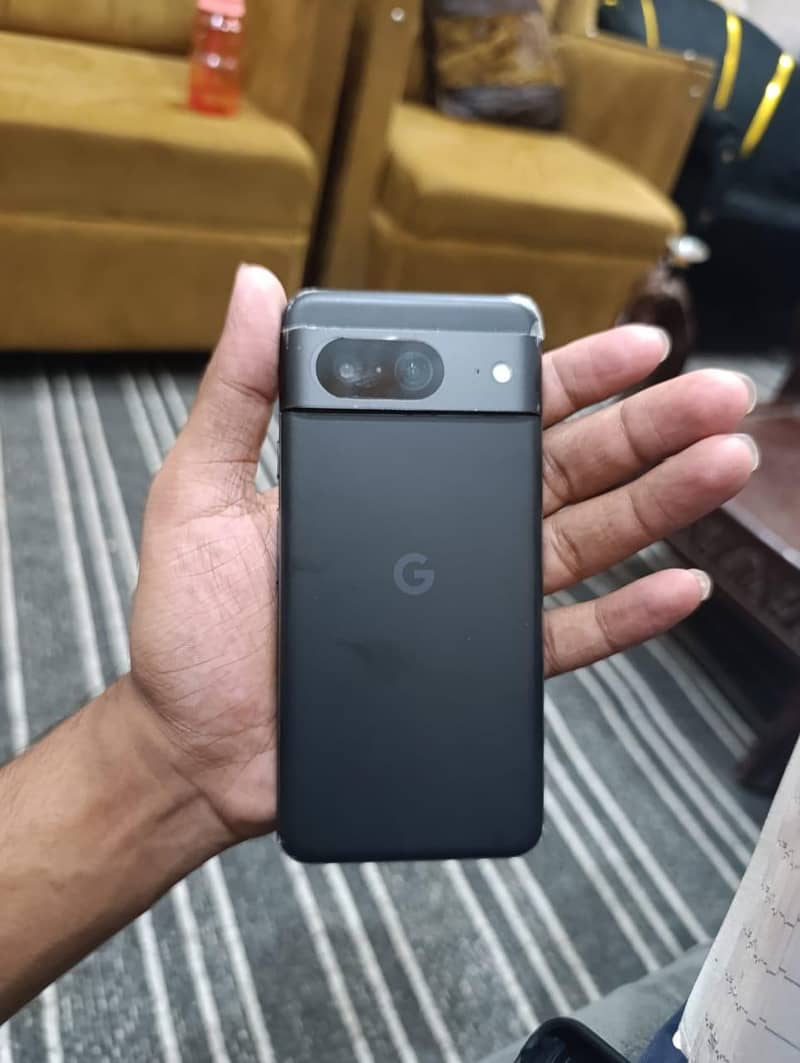 Google Pixel 8 1