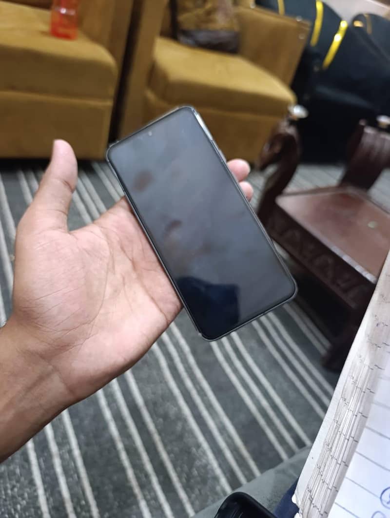 Google Pixel 8 2