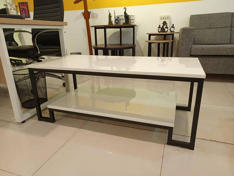 Coffee & Center Table 4