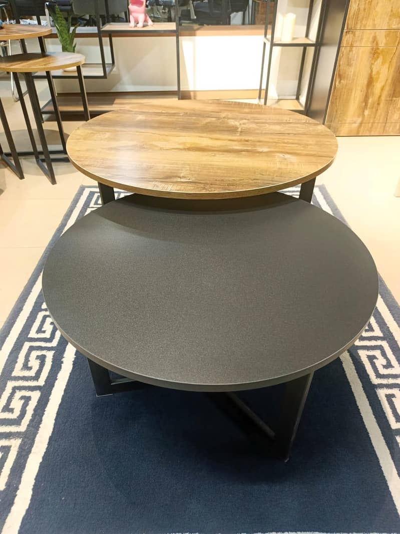 Coffee & Center Table 15