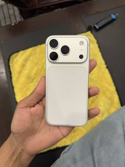 Apple iPhone 17 Pro
