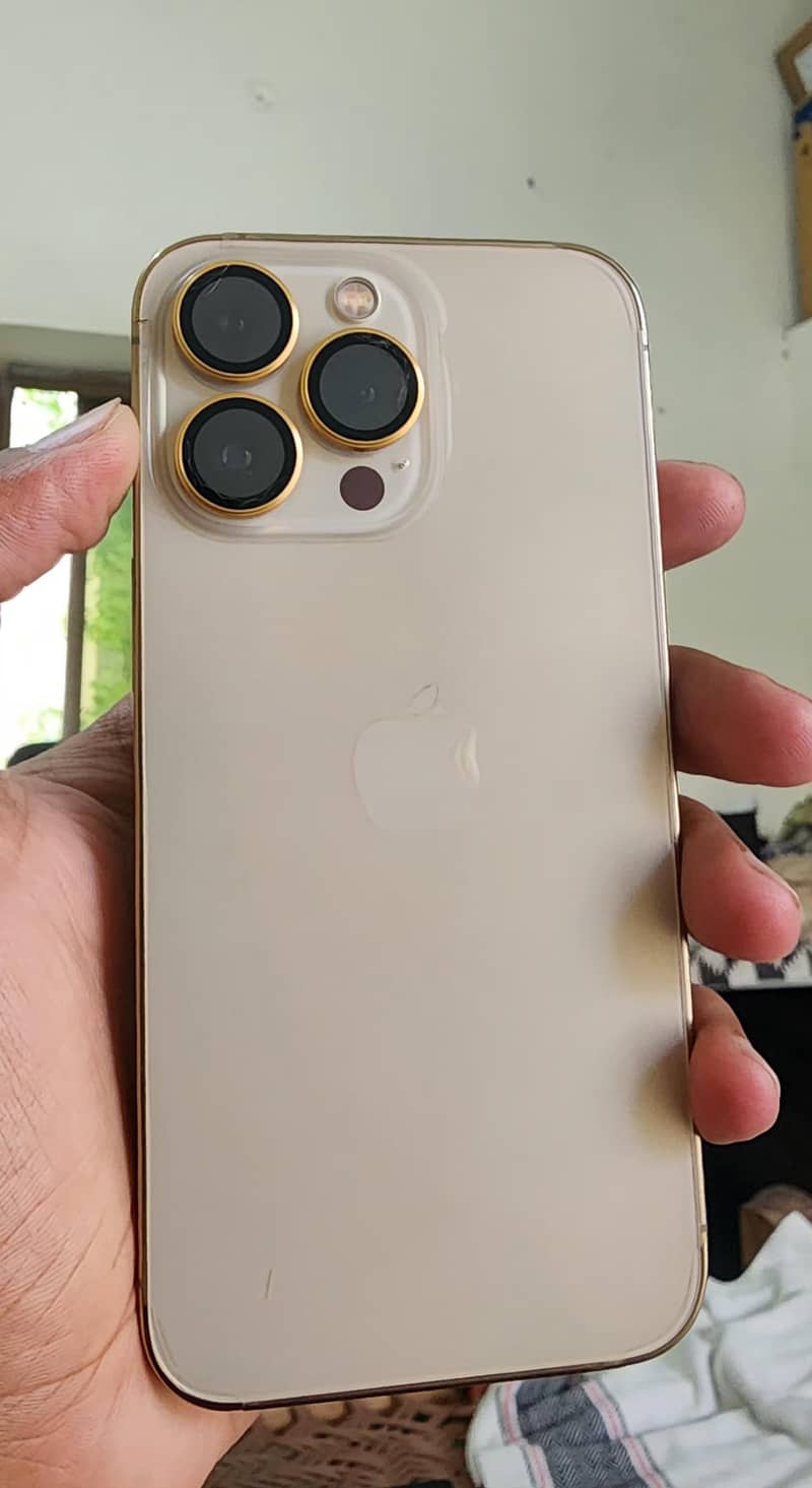Apple iPhone 13 Pro 0
