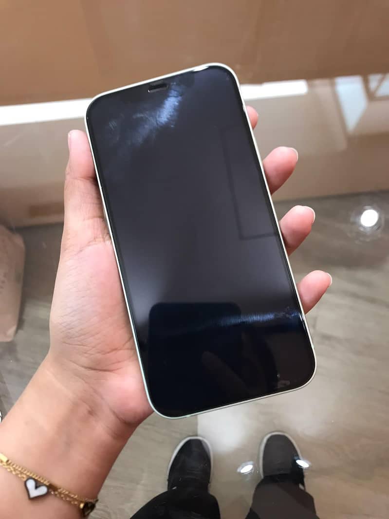 Apple iPhone 12 2