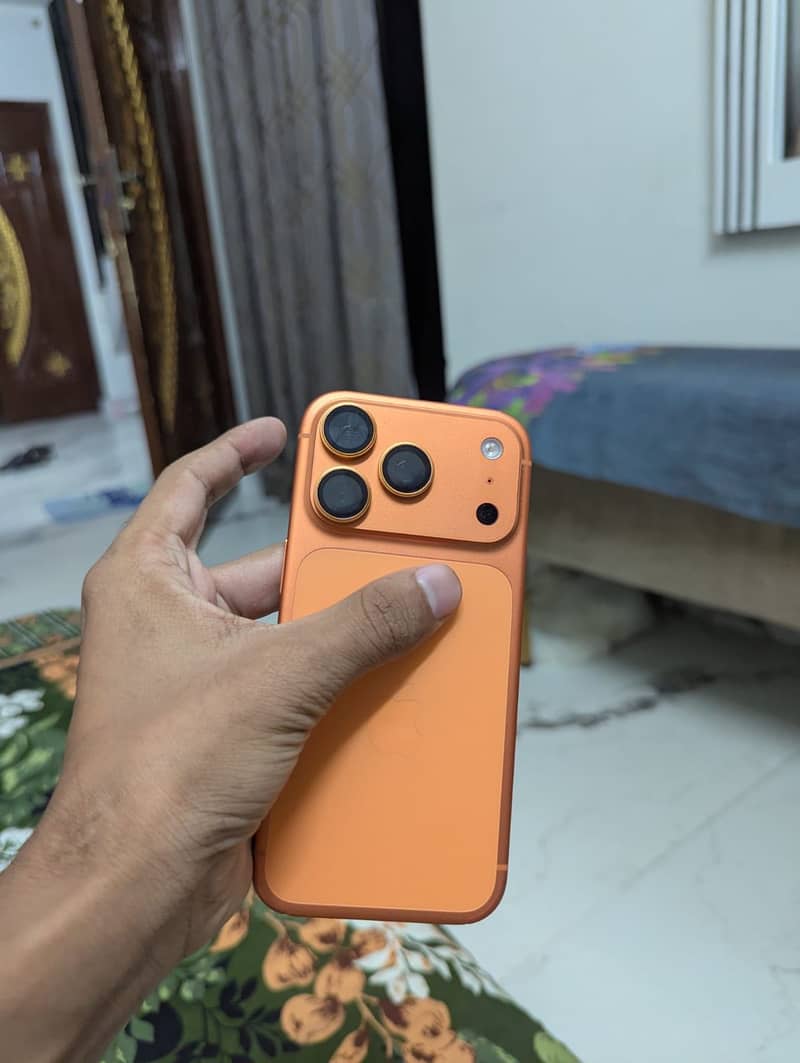 Apple iPhone 17 Pro 4