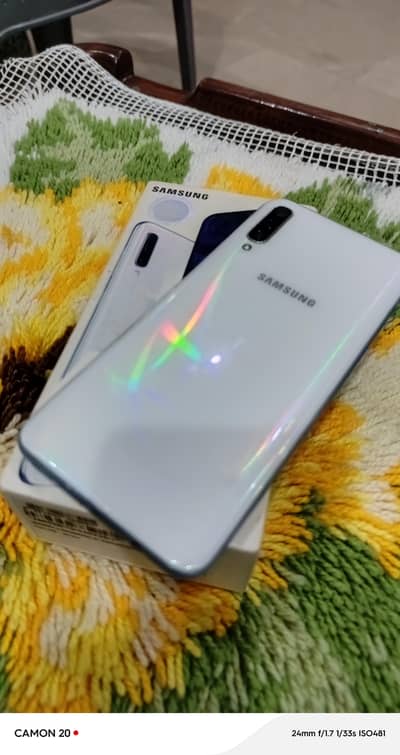 Samsung A50