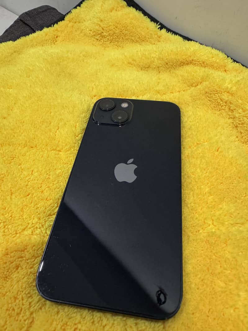Apple iPhone 13 0