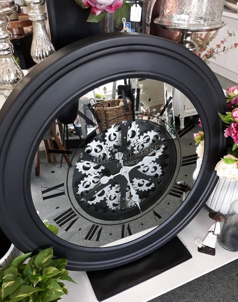 Wall clock new condition 0