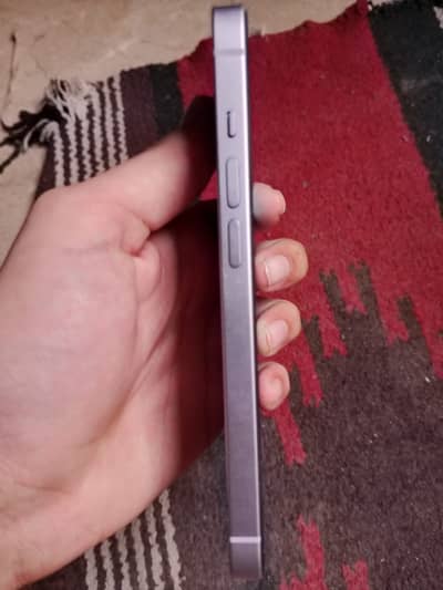 Apple iPhone 14
