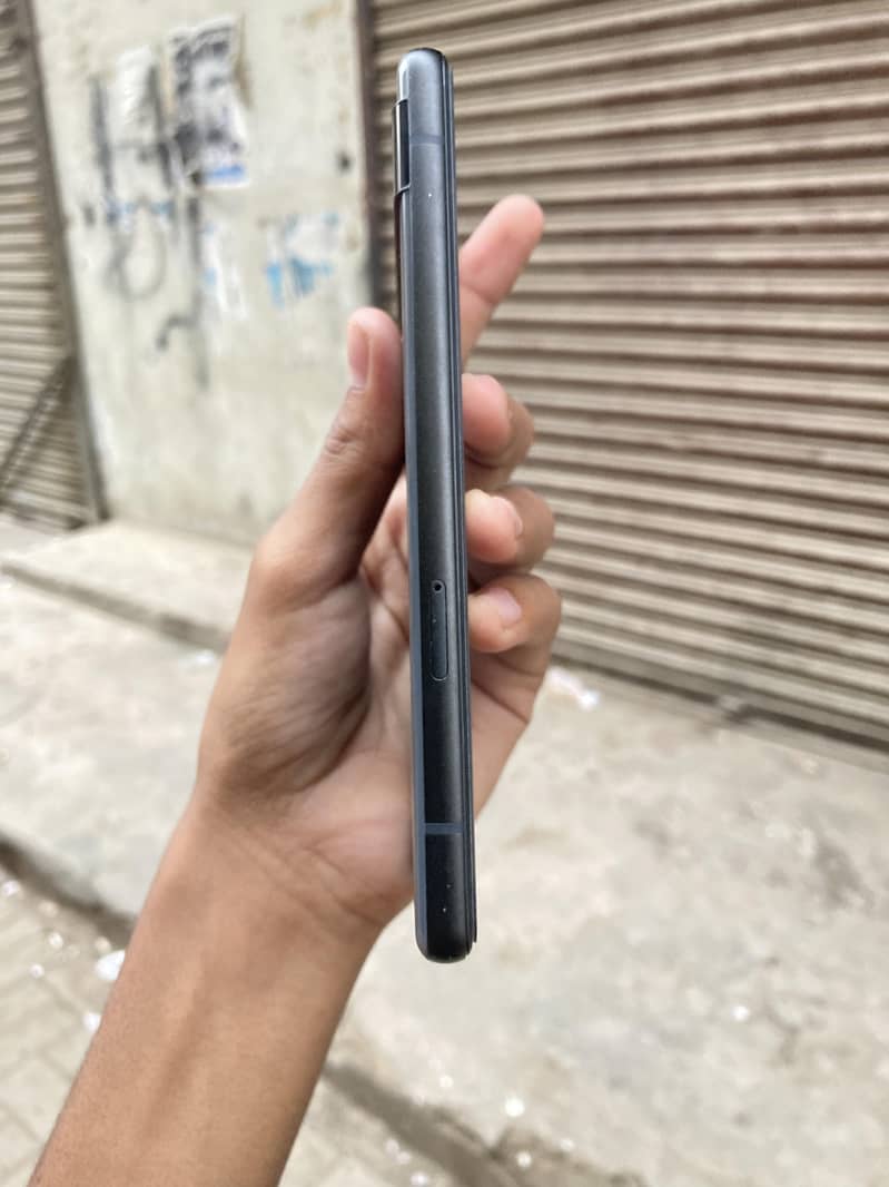 Google Pixel 6a 4