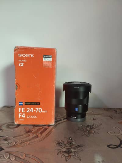 Sony Zeiss FE 24-70 mm F4