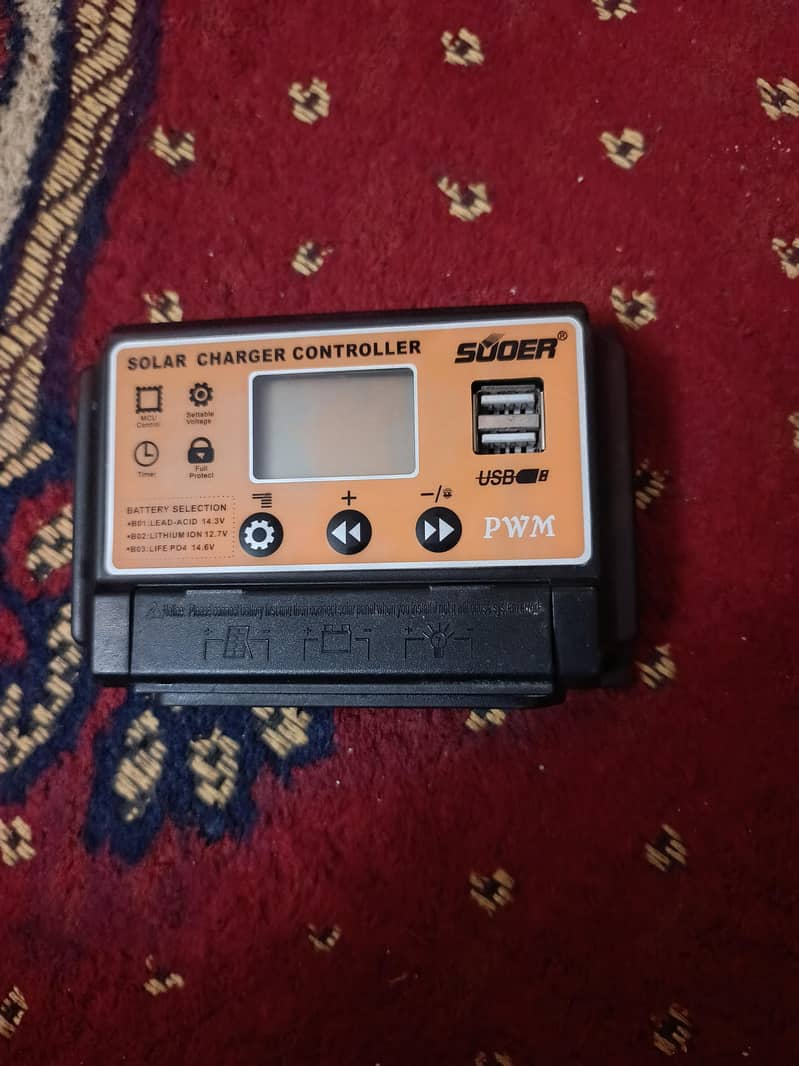 SOLAR CHARGER CONTROLLER 0