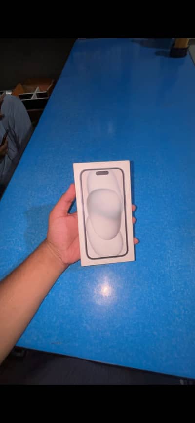 Apple iPhone 15