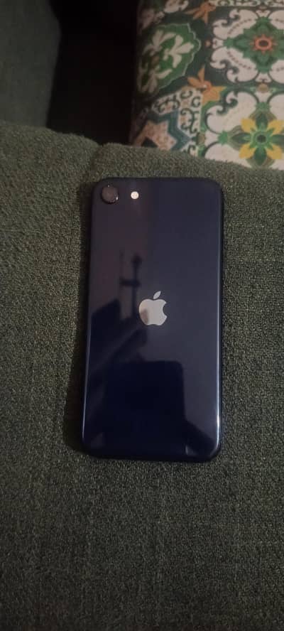 Apple iPhone SE 3