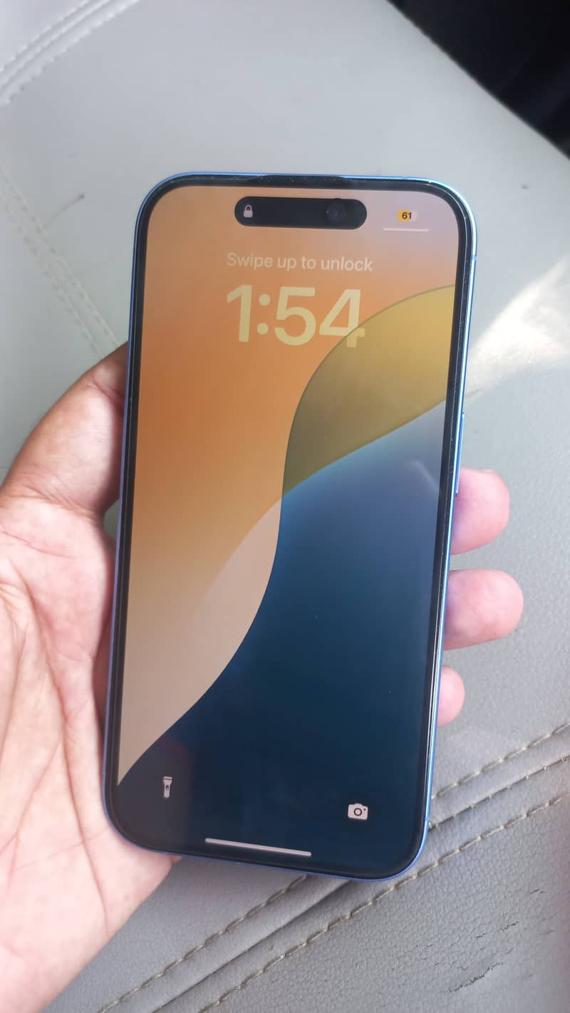 Apple iPhone 16 2